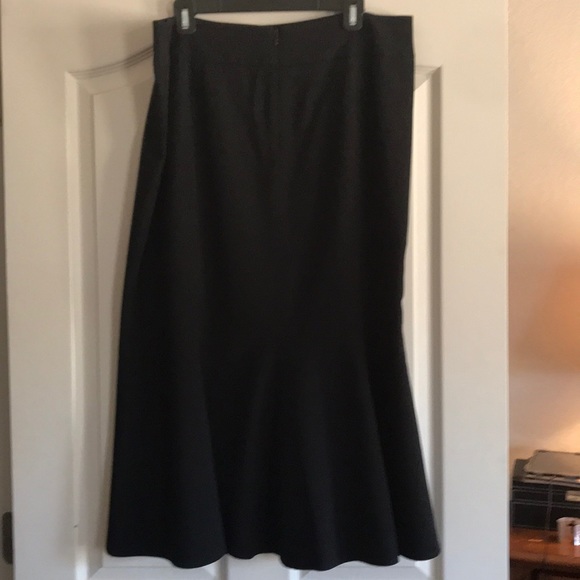 Black Skirt - Picture 2 of 3